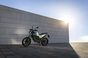 Benelli-BKX-125-S---Laterale-hd.webp