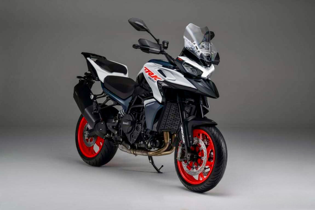 Benelli_Stradale902-3-1.webp