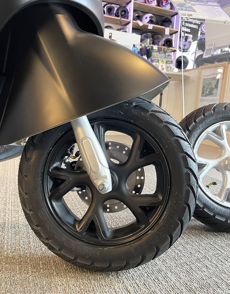 Front Black Wheel Colibri