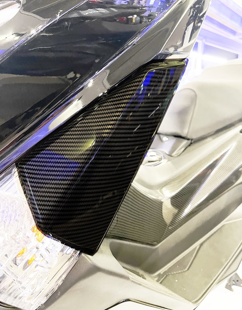 [ABS-05] Seven2 - Front left carbon body panel (side)